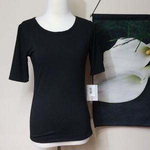 NWT Lularoe Unicorn Solid Black Noir Gigi Top